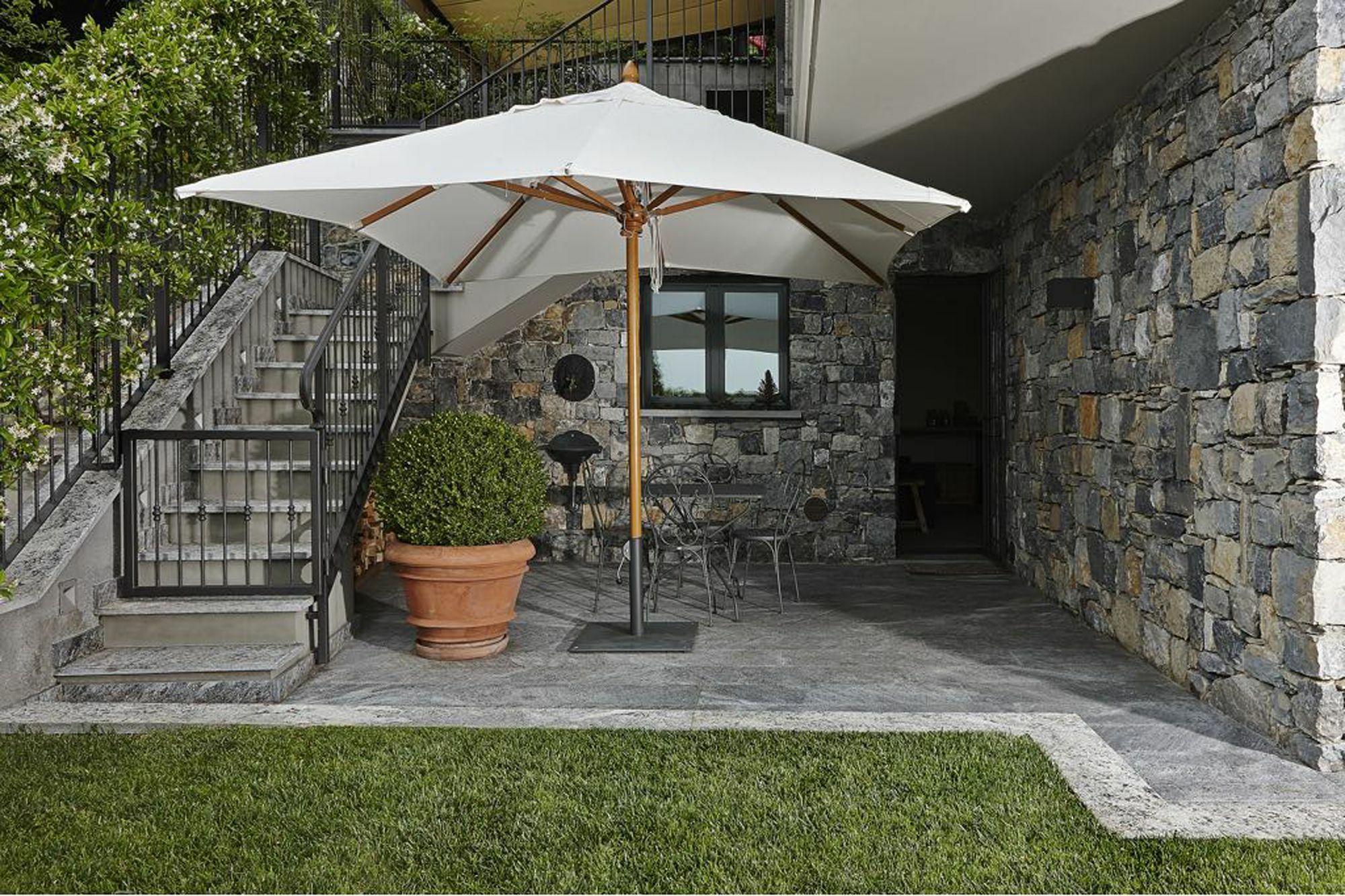 Suite & Pool-Como House-160 Mt-Private Indoor Swimming Pool, Heated All Year-Private Covered Parking-Private Garden And Terrace-Fully Equipped Kitchen Eksteriør bilde